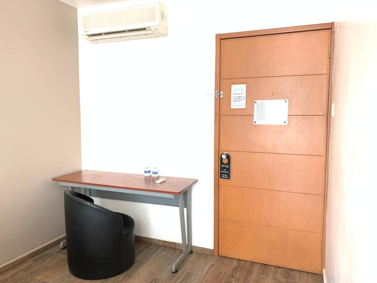 Hotel Alcazar Poza Rica Екстериор снимка