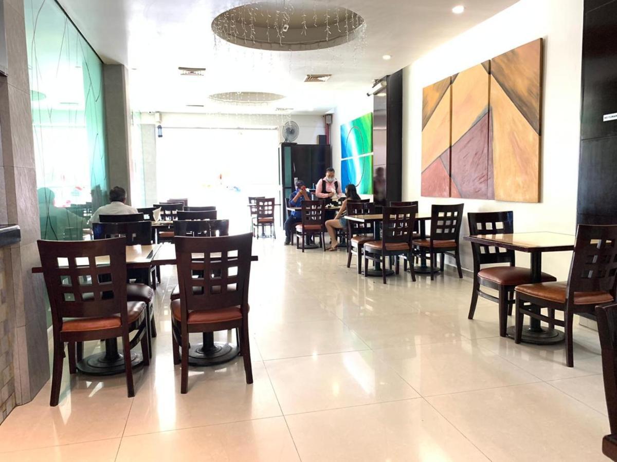 Hotel Alcazar Poza Rica Екстериор снимка
